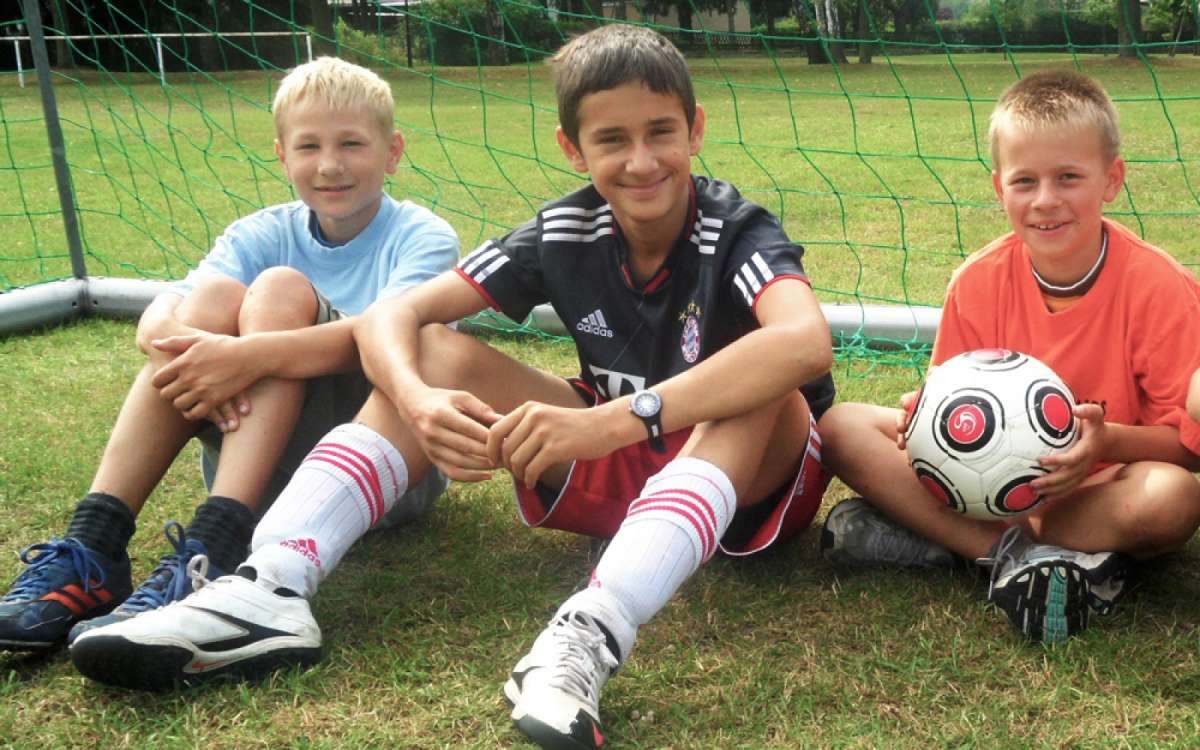 Kicker-Ferien (Sportcamp) Kicker-Ferien (Sportcamp)